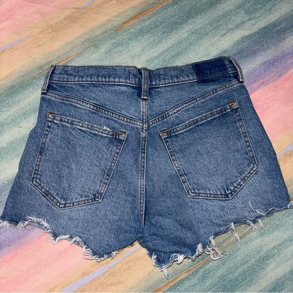 Abercrombie & Fitch the mom short high rise size 4 / 27 - Picture 3 of 5